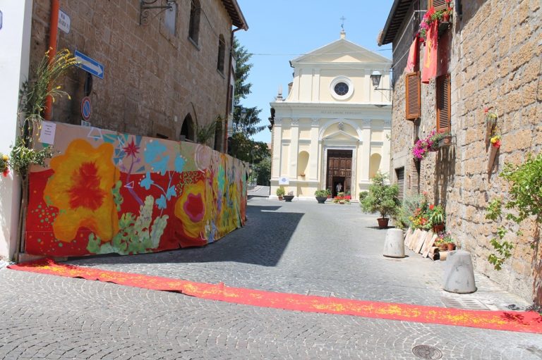 foto di orvieto in fiore